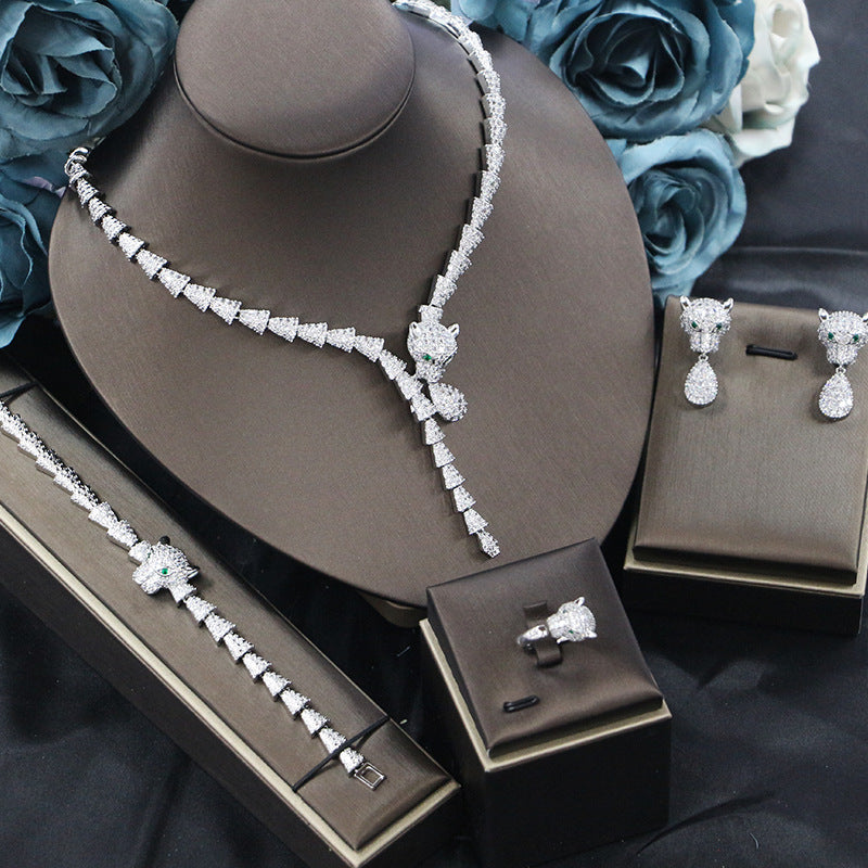 Eye of the Panther Jewelry Set